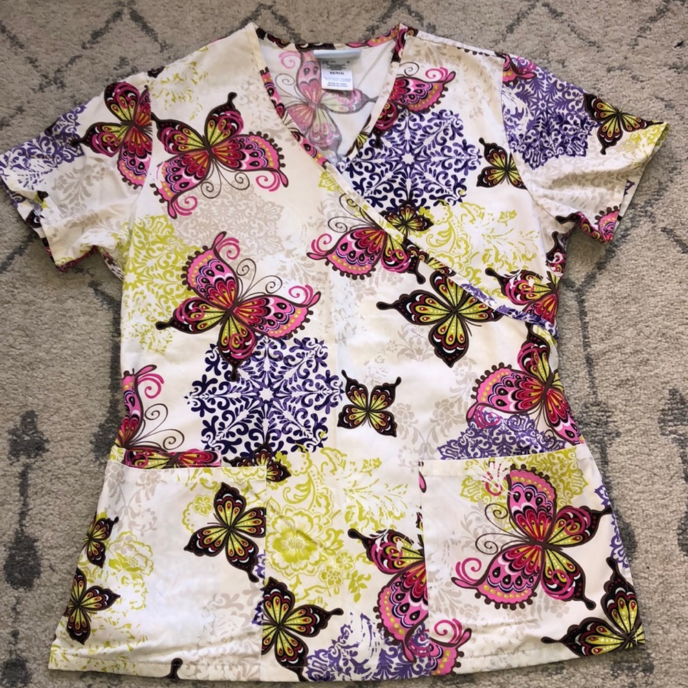 Scrub Top Bundle! - image 6